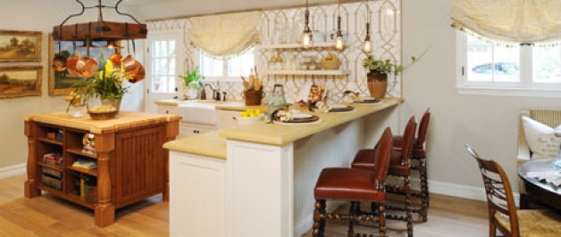 Cabinets – The Value of Using a Custom Cabinetry Professional